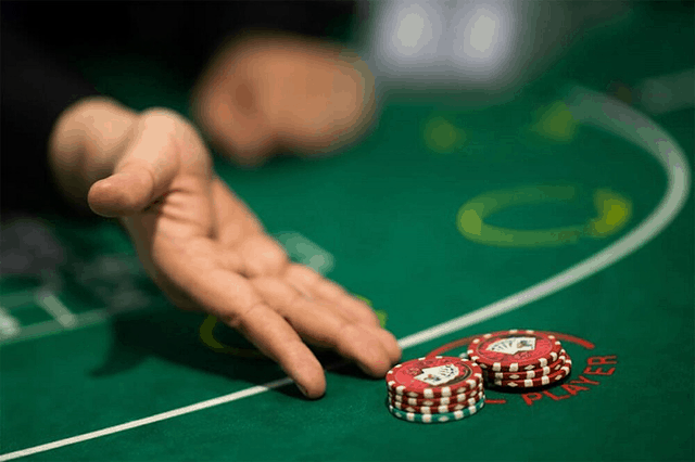 Baccarat đơn giản chơi dễ dàng