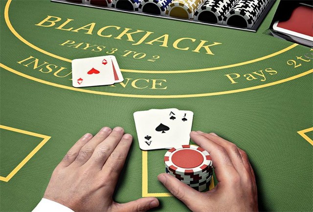 Bước vào thế giới Blackjack với tự tin cao nhất khi nắm vững 2 điều này