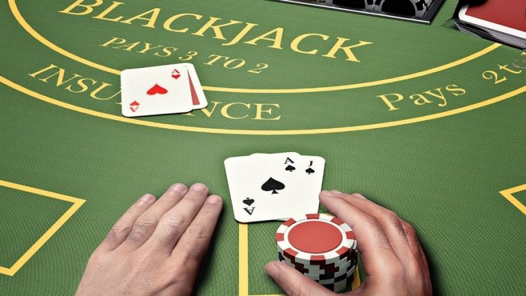 Những mánh khóe giúp bạn chơi Blackjack thắng nhà cái cực đơn giản